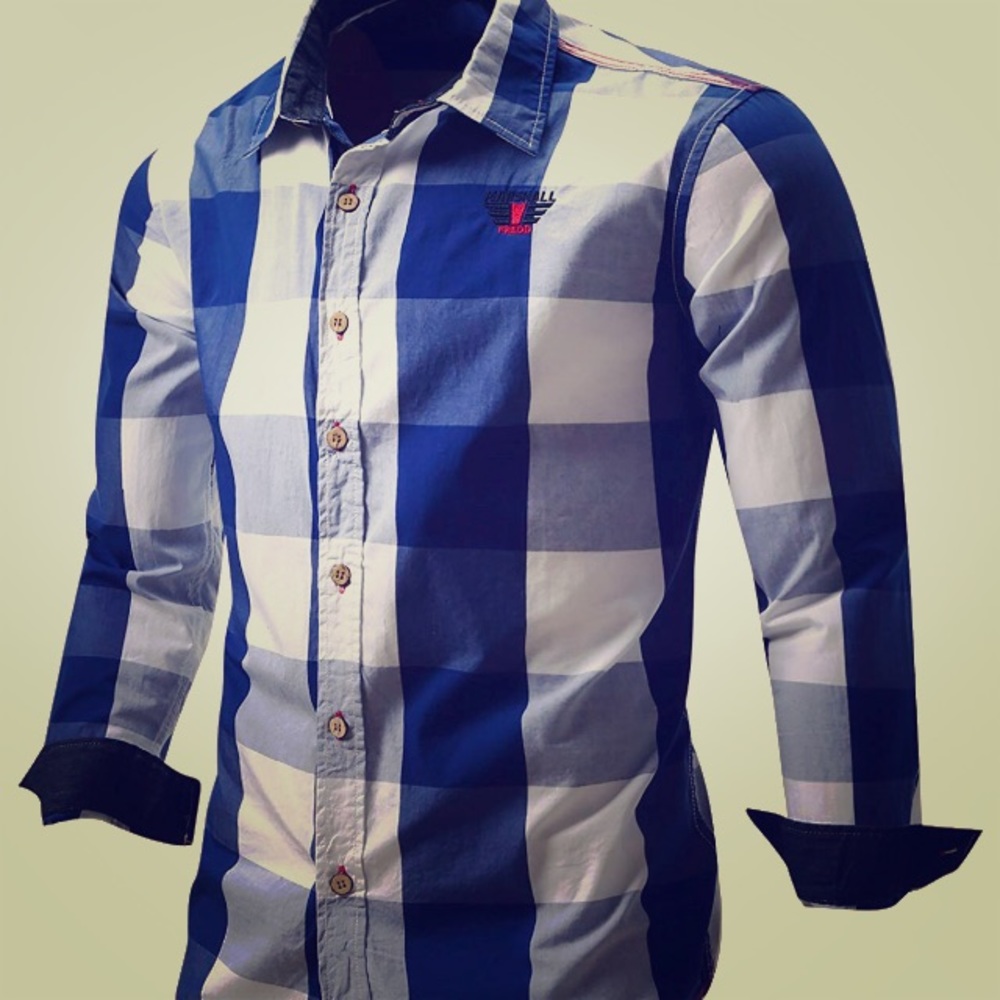 Men's size medium dress up shirt